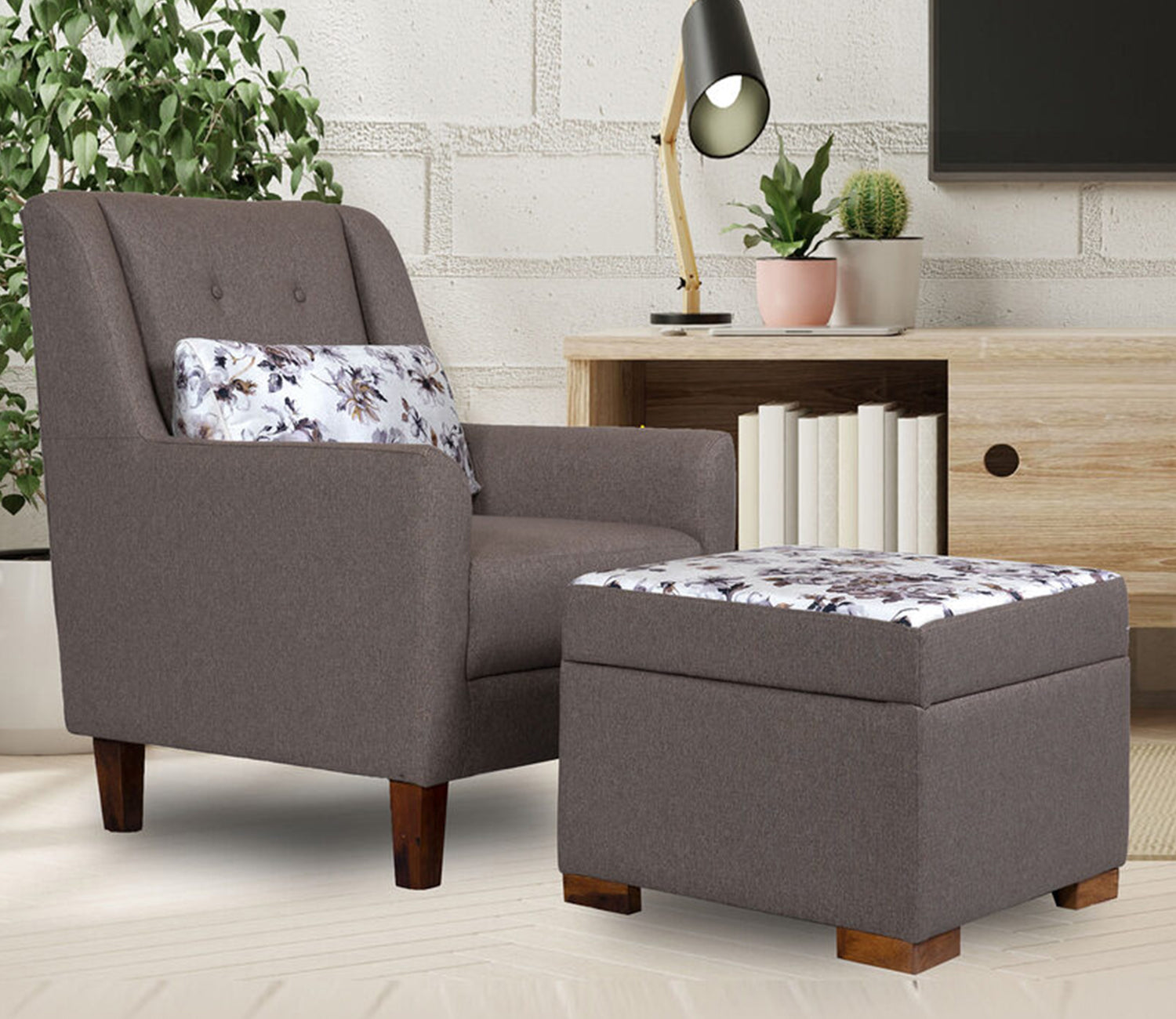 Tucker Lounge Chair With Foot Stool Light
