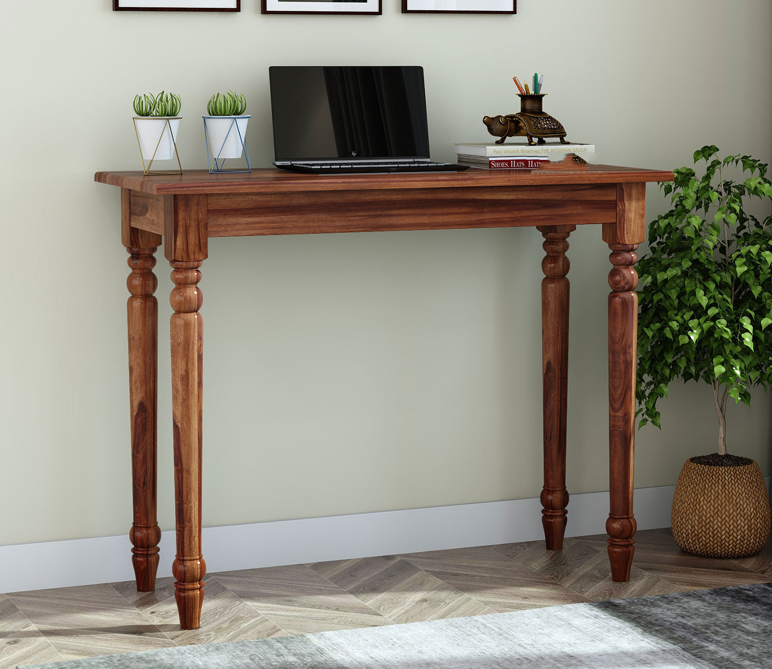 Lucy Study Table