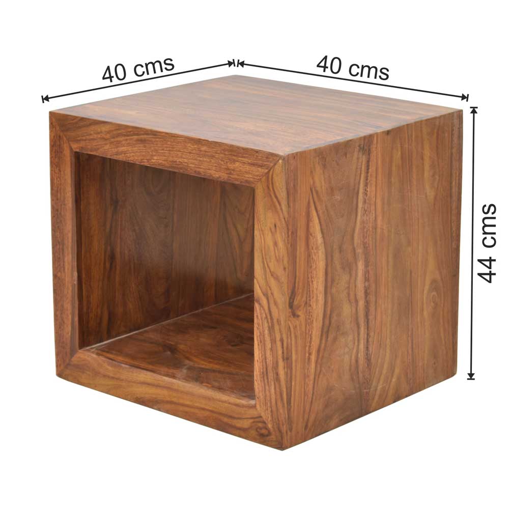 Itzel Peg Table