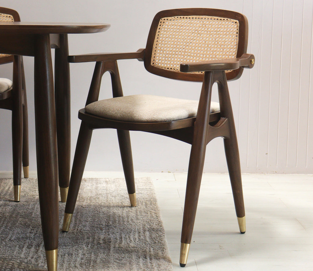 Chinchilla Teak Wood 6 seater Dining Table Set