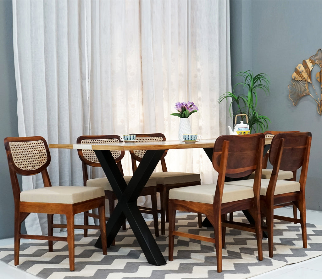 Chickadee 6 Seater Dining Table Set
