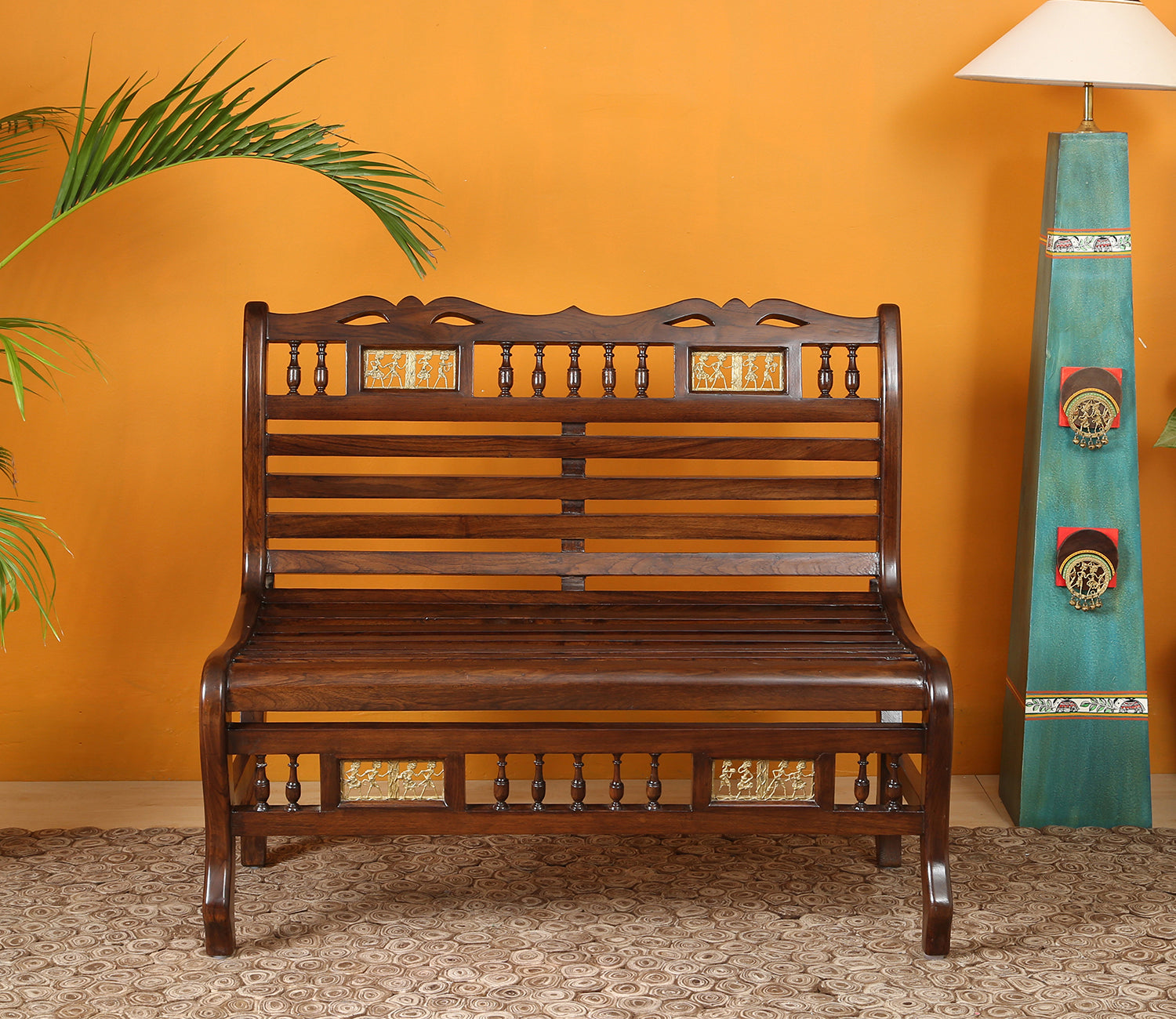 Emilio Double Seater with Striped Wood Pattern in Walnut Finish