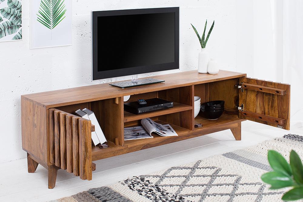 Logan MADWAY TIM Tv Unit