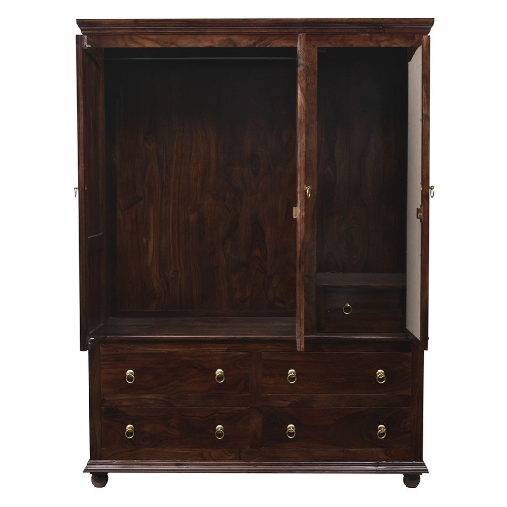 Fernanda Wood Wardrobe